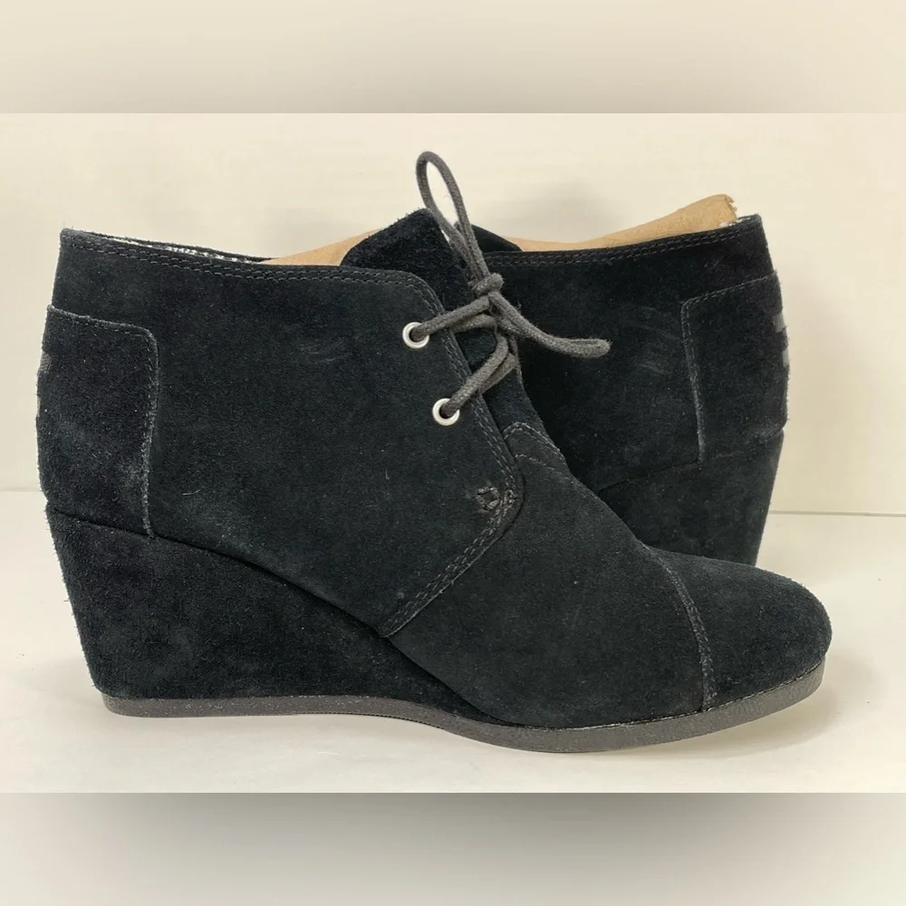 Tom’s Women’s Desert Wedge‎ Suede Ankle Boot Size 8 Black